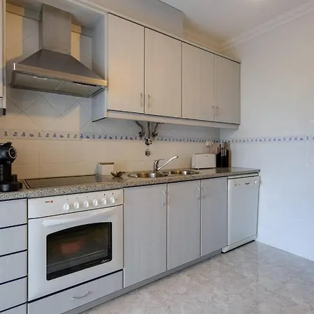 Roja Pe - Elegante T2 Com Ac Perto Do Pine Cliffs Албуфейра