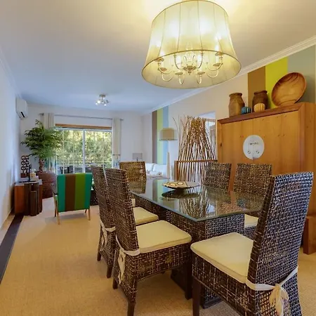 Roja Pe - Elegante T2 Com Ac Perto Do Pine Cliffs * Албуфейра