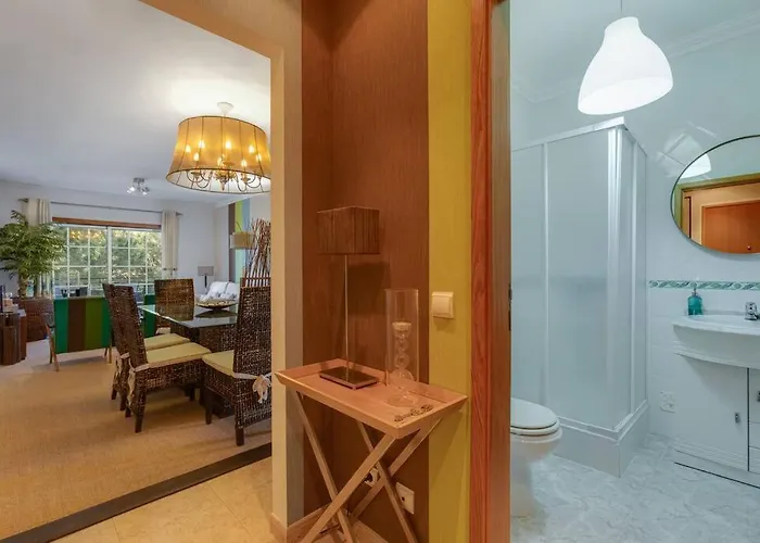 Roja Pe - Elegante T2 Com Ac Perto Do Pine Cliffs Албуфейра