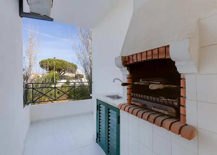 Roja Pe - Elegante T2 Com Ac Perto Do Pine Cliffs Апартаменти