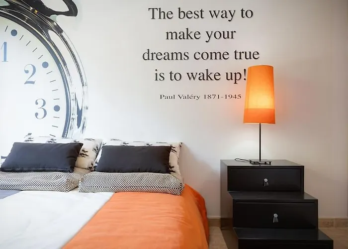 Roja Pe - Elegante T2 Com Ac Perto Do Pine Cliffs *